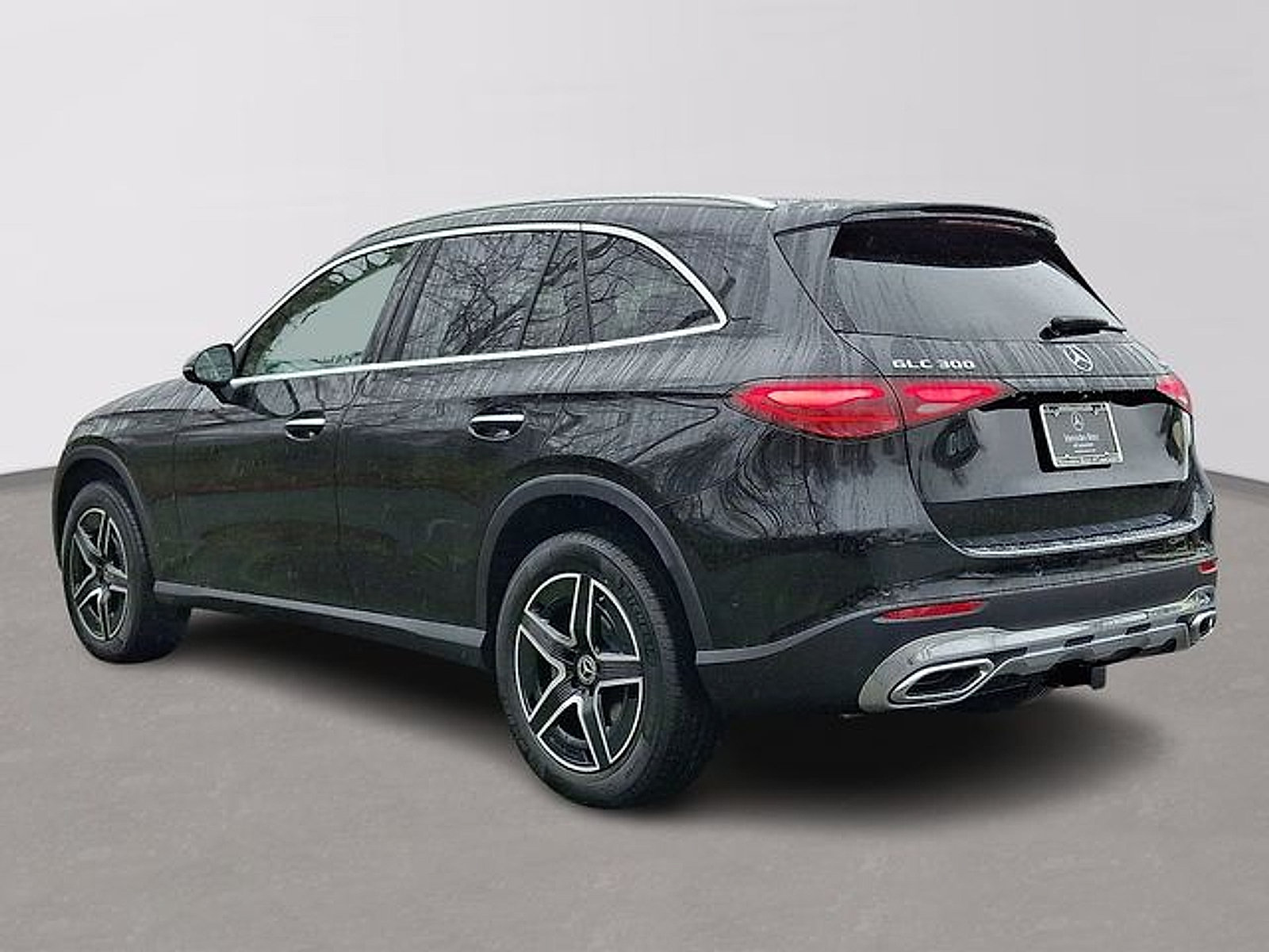 Used 2026 Mercedes-Benz GLC 300 4MATIC image 6