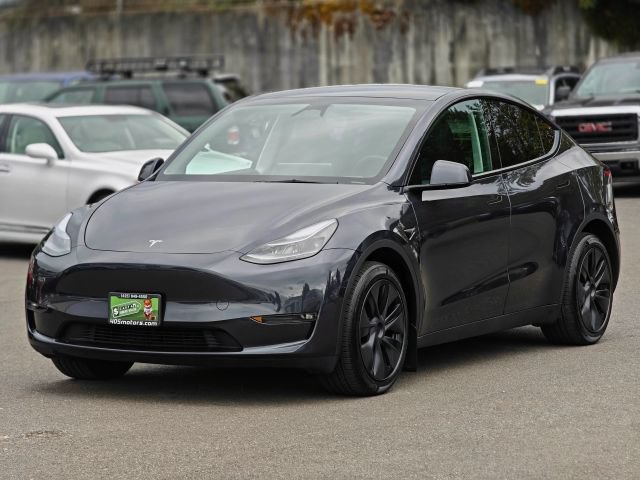 Used 2025 Tesla Model Y Long Range AWD/4WD image 5