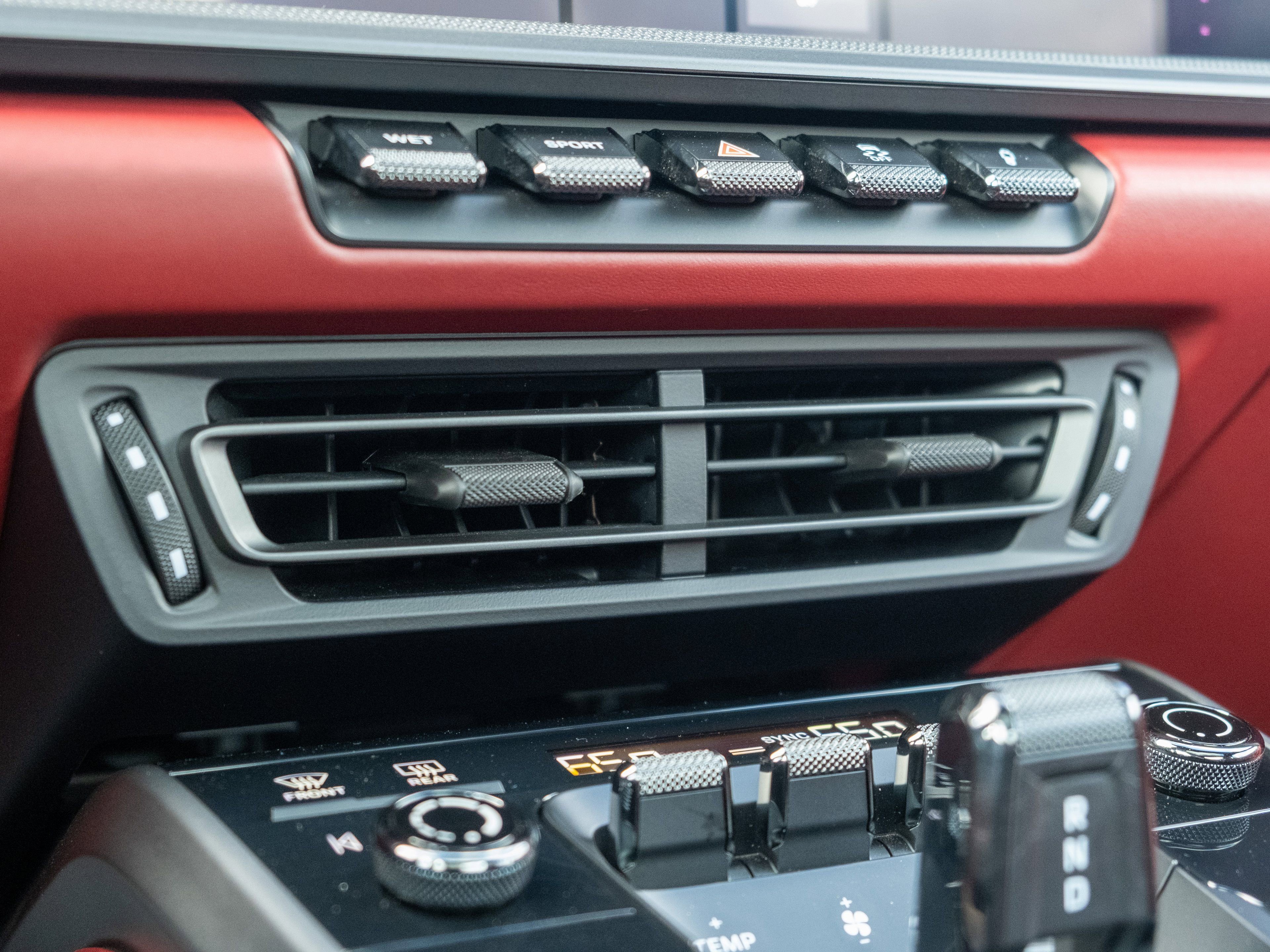 Certified 2020 Porsche 911 Carrera 4S image 23