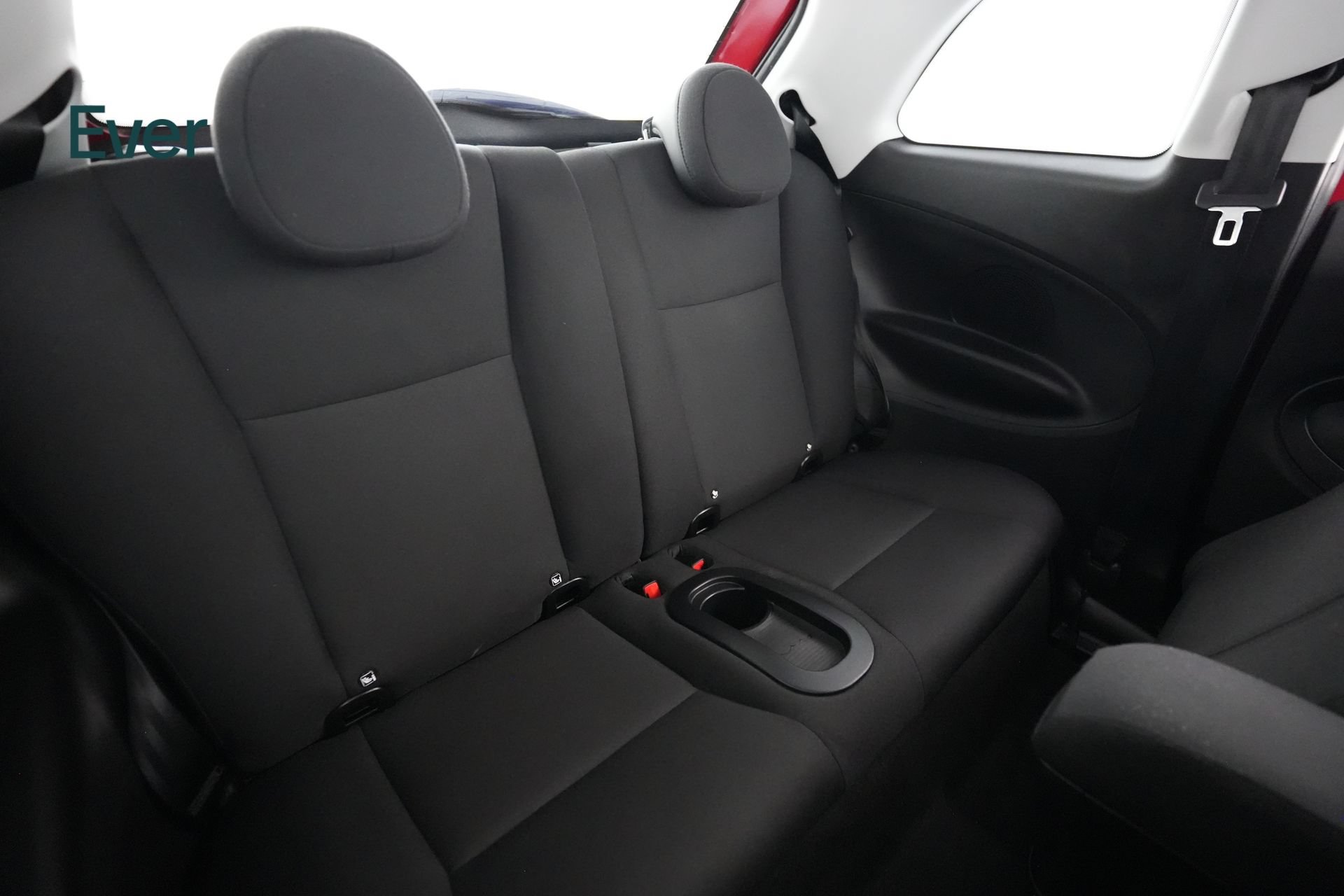 Used 2024 FIAT 500 e (RED) FWD image 5