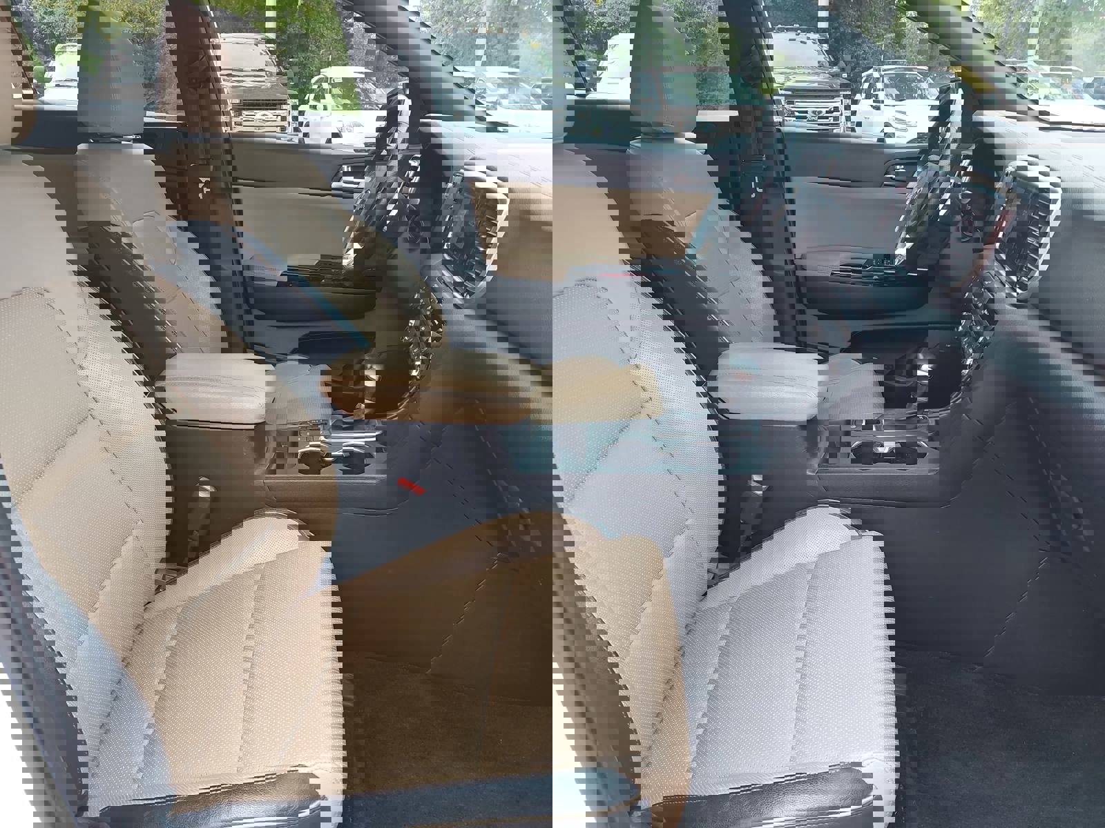 Used 2020 Kia Sportage SX image 10