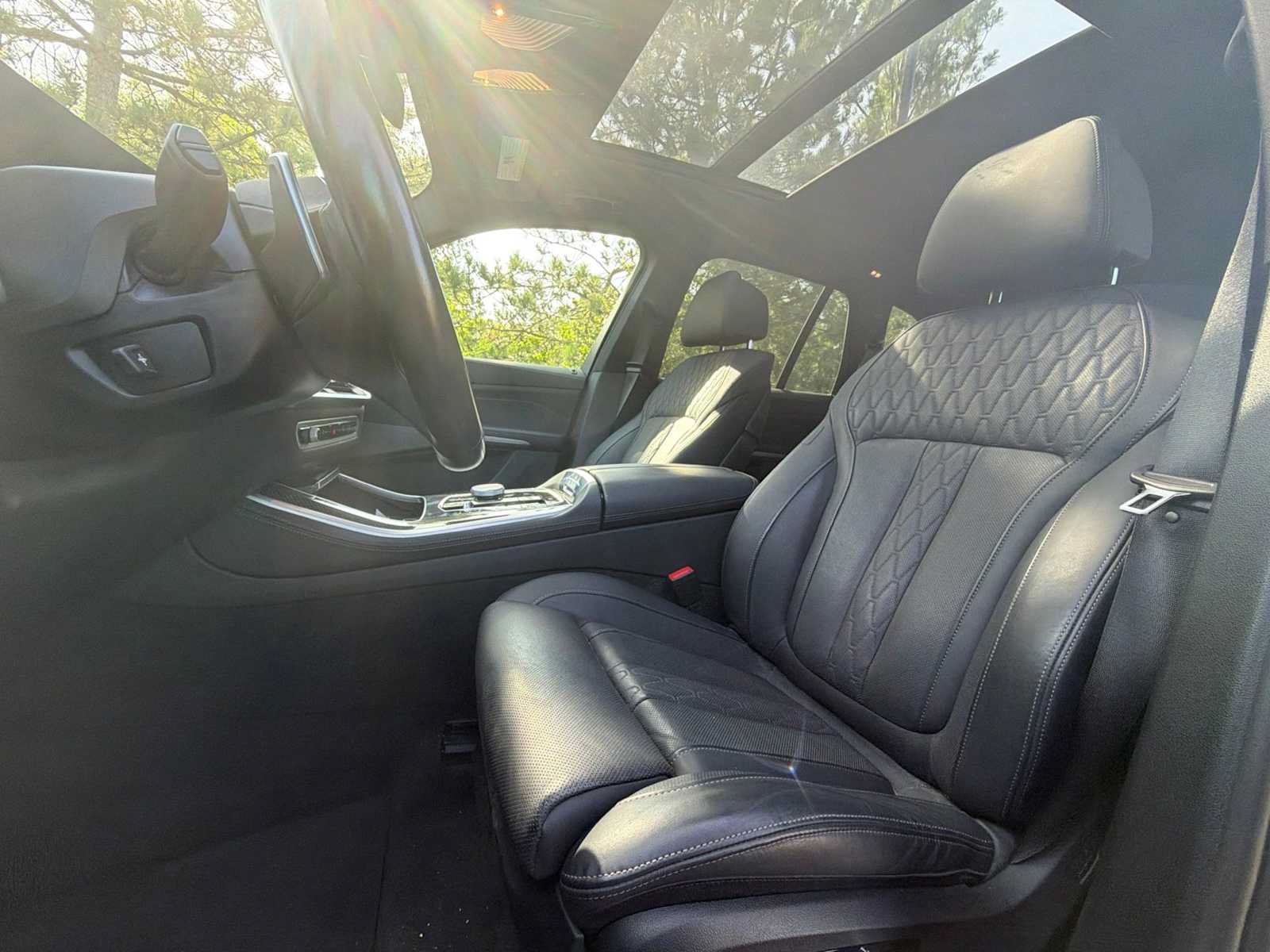 Used 2024 BMW X5 M60i w/ M Sport Professional Package AWD/4WD image 17