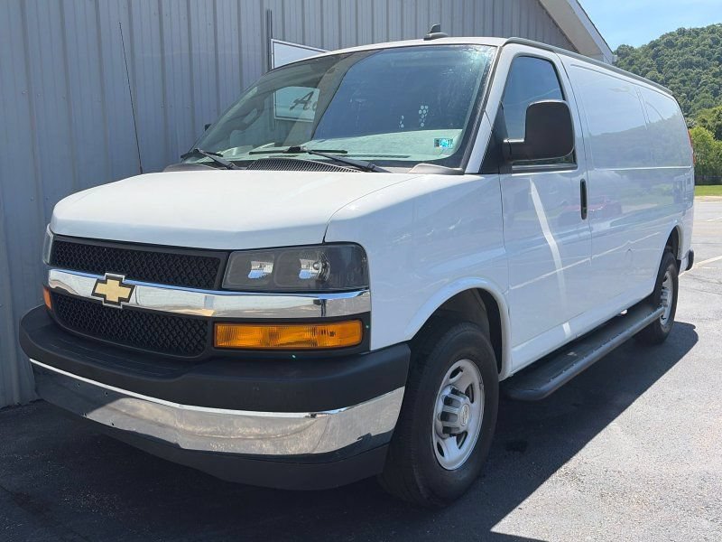 Used 2023 Chevrolet Express 2500 w/ Driver Convenience Package RWD image 14