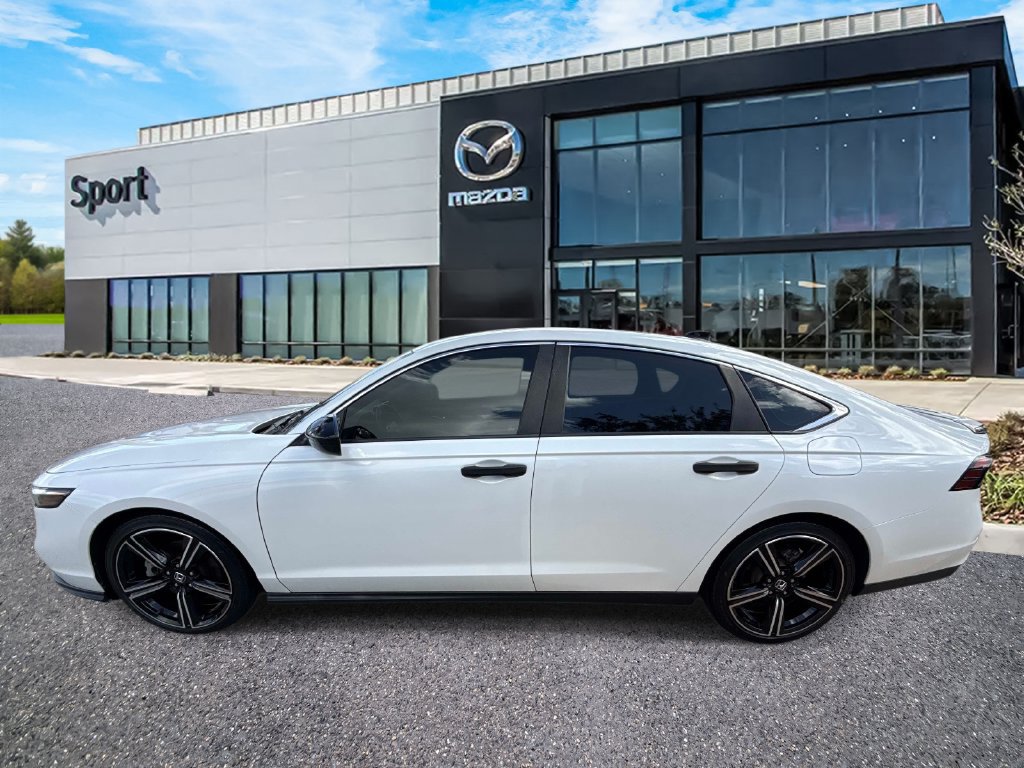 Used 2023 Honda Accord Sport image 7