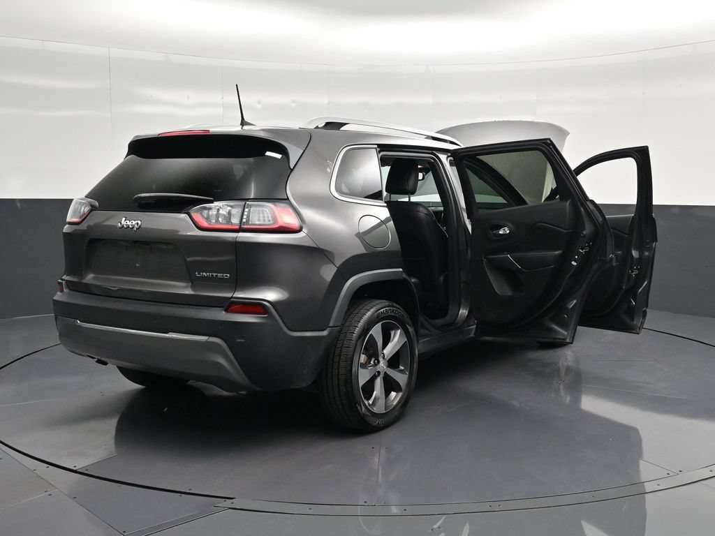 Used 2020 Jeep Cherokee Limited FWD image 27