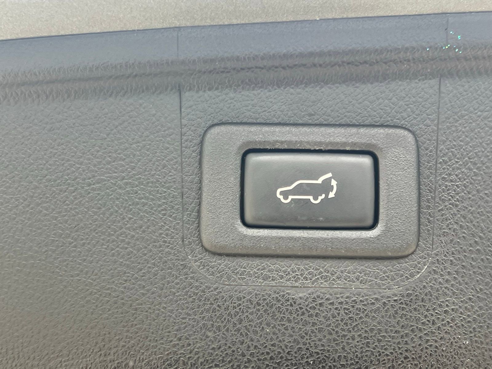 Used 2018 Subaru Outback 3.6R Touring w/ Protection Package #1 image 16