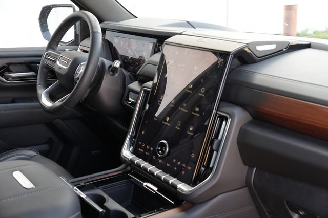 Used 2026 GMC Yukon Denali w/ Sun & Power Step Package RWD image 18