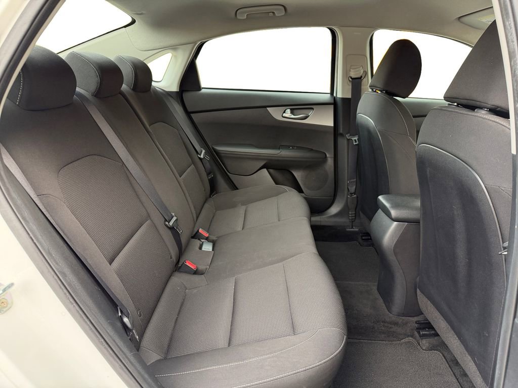 Used 2020 Kia Forte LXS image 19