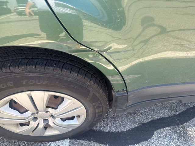 Used 2010 Subaru Outback 2.5i AWD/4WD image 9