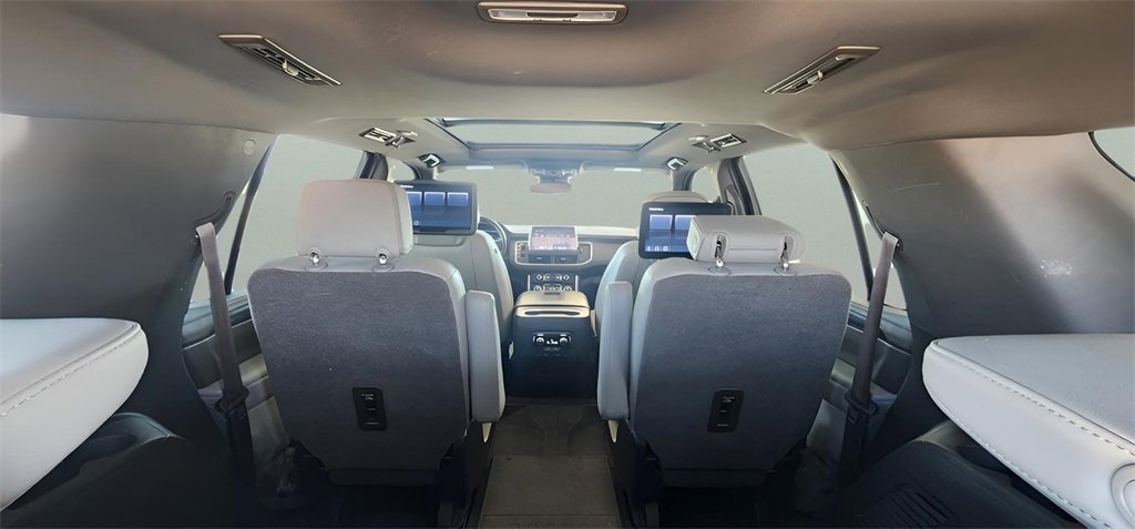 Used 2023 GMC Yukon SLT image 21