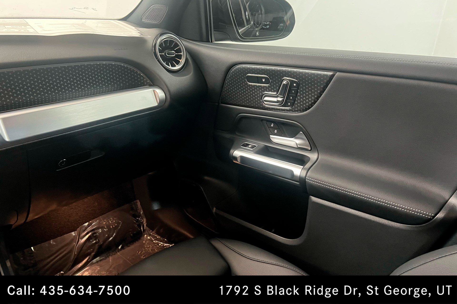 Used 2024 Mercedes-Benz EQB 300 EQB 300 image 10