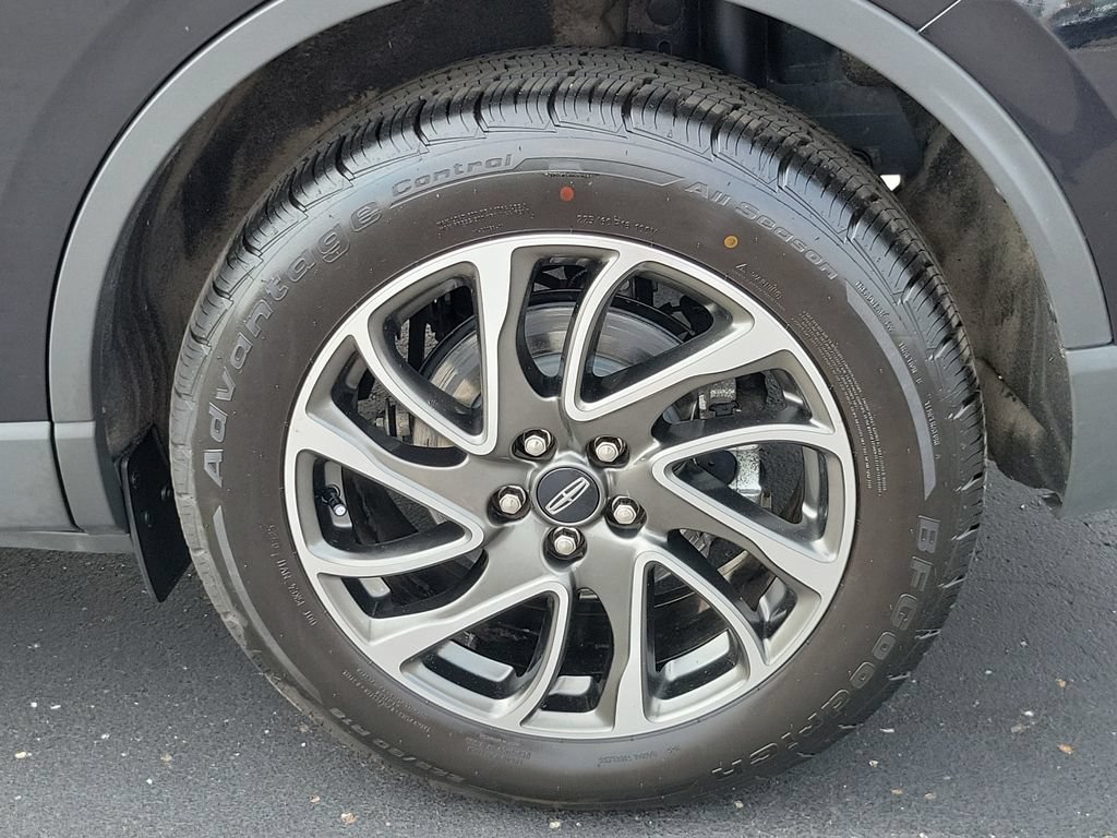 Used 2020 Lincoln Corsair AWD w/ Equipment Group 101A image 5
