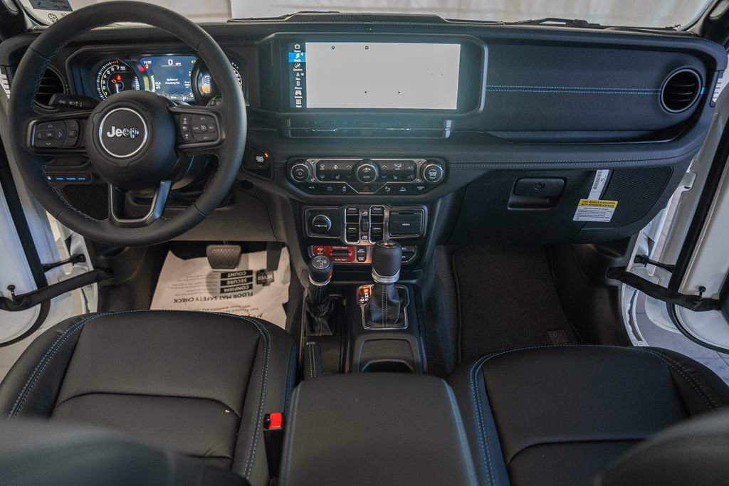 New 2025 Jeep Wrangler Unlimited Rubicon 4xe image 19