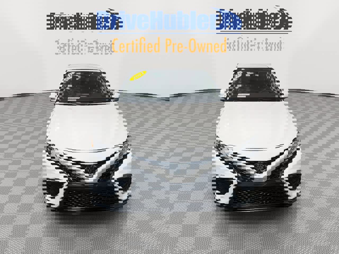 Used 2021 Toyota Camry SE image 3