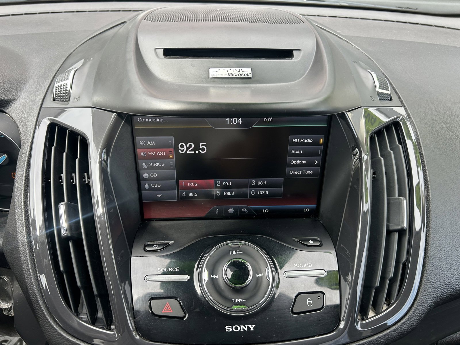 Used 2015 Ford Escape Titanium AWD/4WD image 14