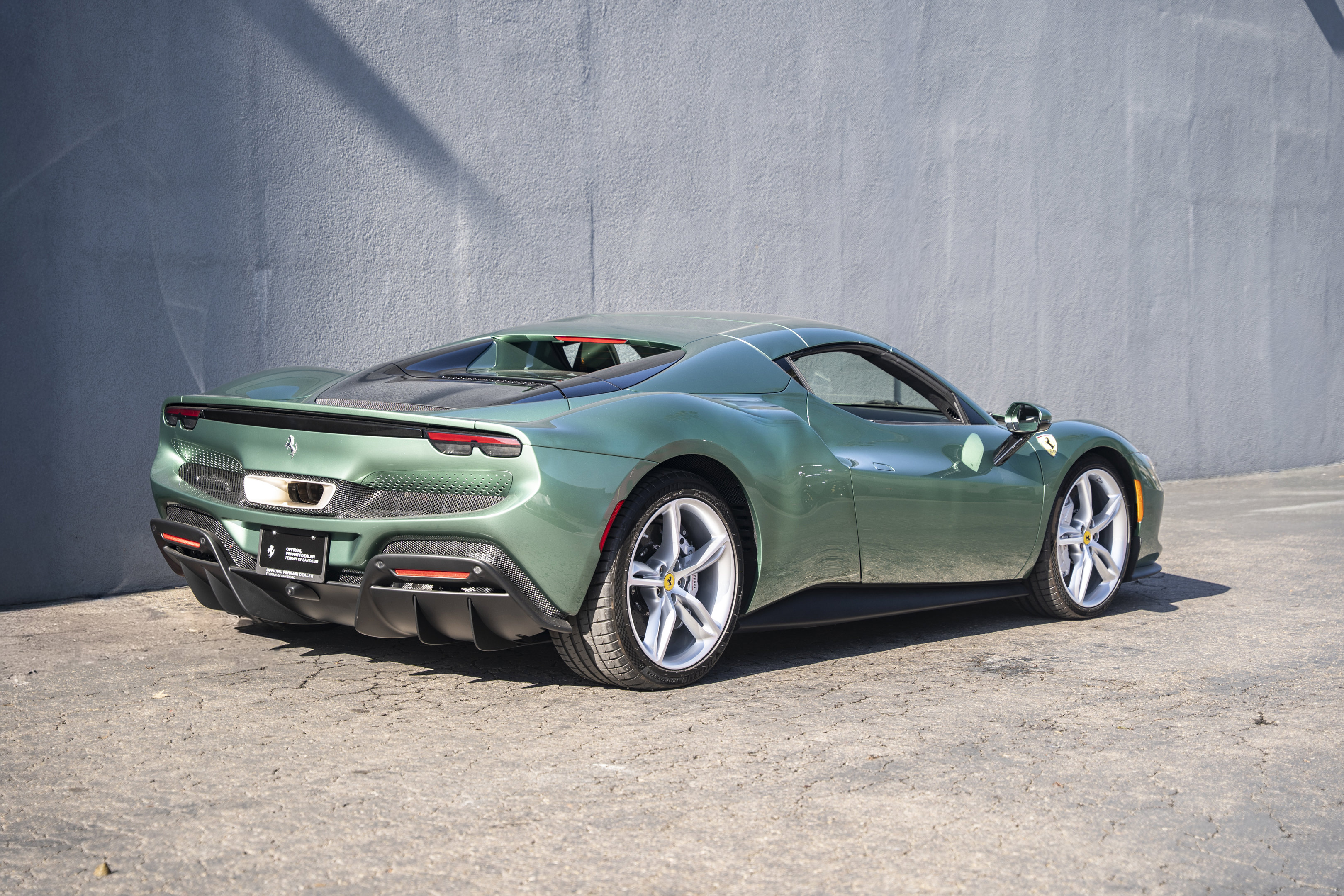 Used 2024 Ferrari 296 GTS RWD image 10