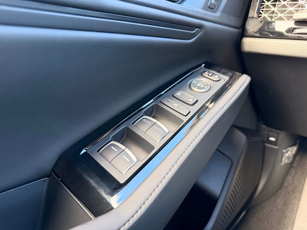 New 2025 Honda Accord Touring image 13