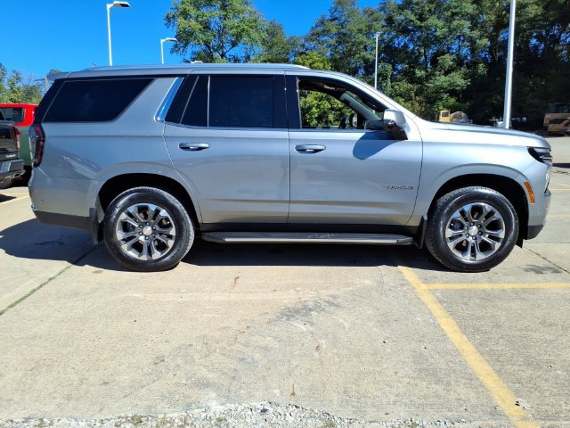 Used 2026 Chevrolet Tahoe LT w/ Comfort Package AWD/4WD image 7