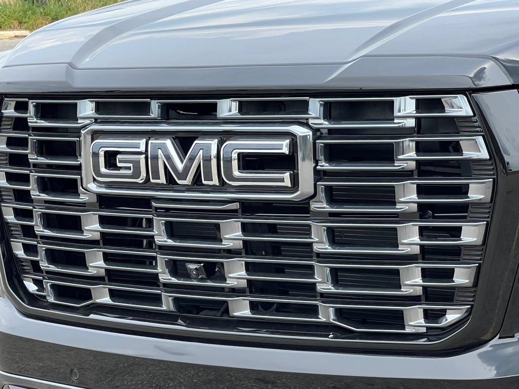 New 2026 GMC Yukon Denali Ultimate w/ LPO, Floor Liner Package AWD/4WD image 53
