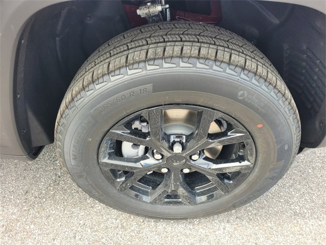 New 2025 Jeep Grand Cherokee Altitude image 19