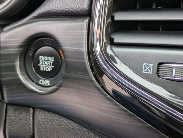 Used 2021 Jeep Grand Cherokee Laredo X image 21