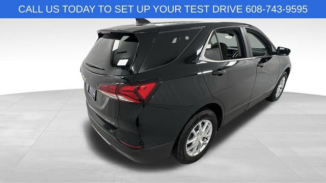 Used 2024 Chevrolet Equinox LT image 3