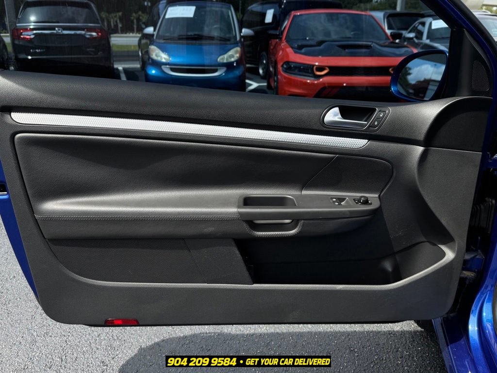 Used 2008 Volkswagen R32 AWD/4WD image 24