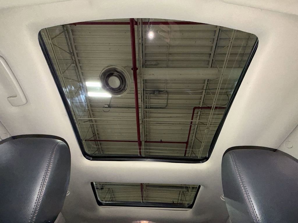 Used 2013 Ford Edge SEL image 16