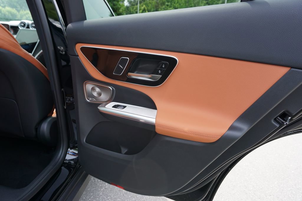 Certified 2025 Mercedes-Benz GLC 350e 4MATIC image 53