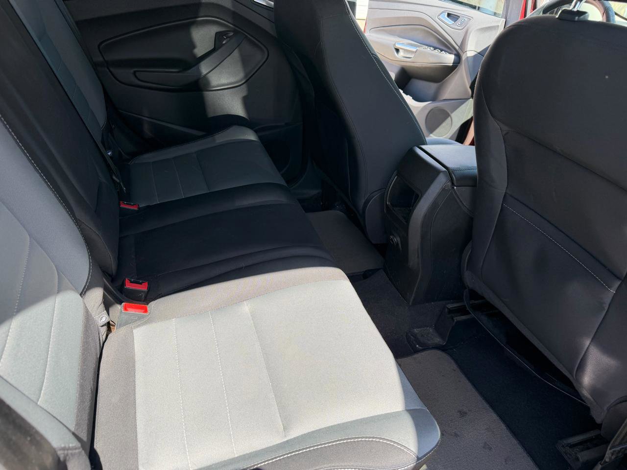 Used 2016 Ford Escape SE AWD/4WD image 17