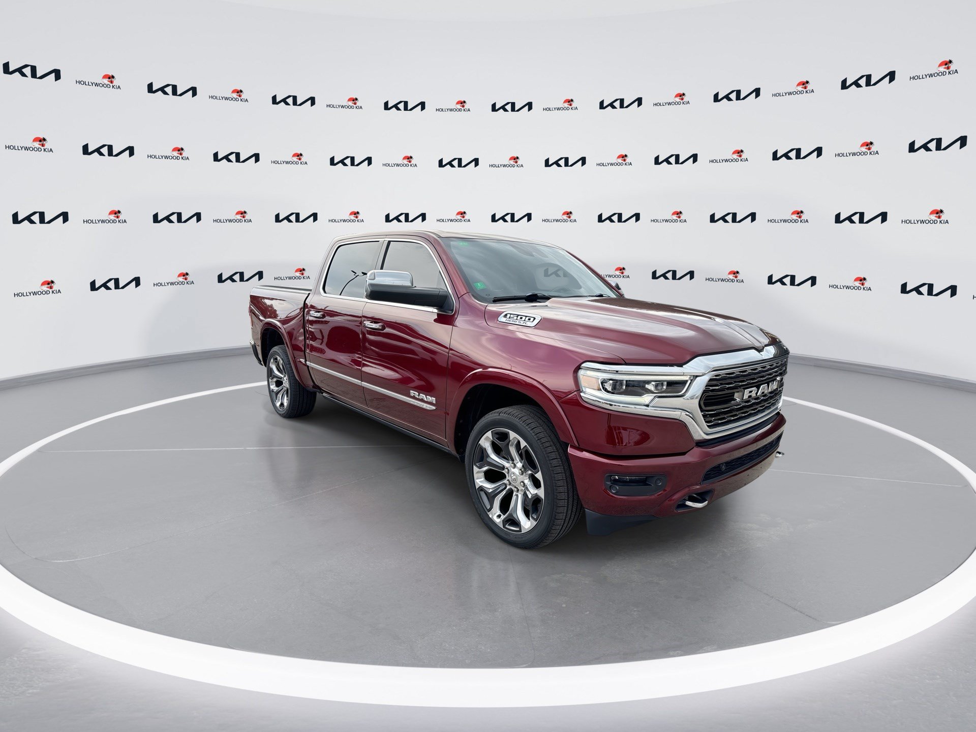 Used 2020 RAM 1500 Limited AWD/4WD image 2