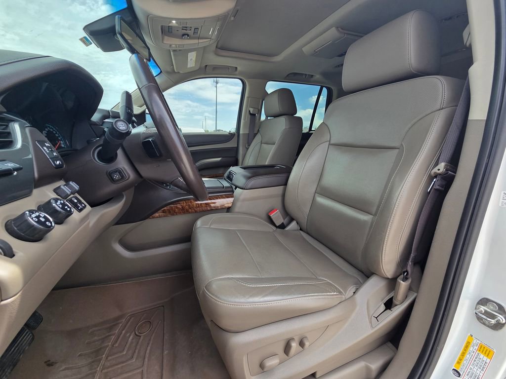 Used 2018 Chevrolet Tahoe Premier AWD/4WD image 13