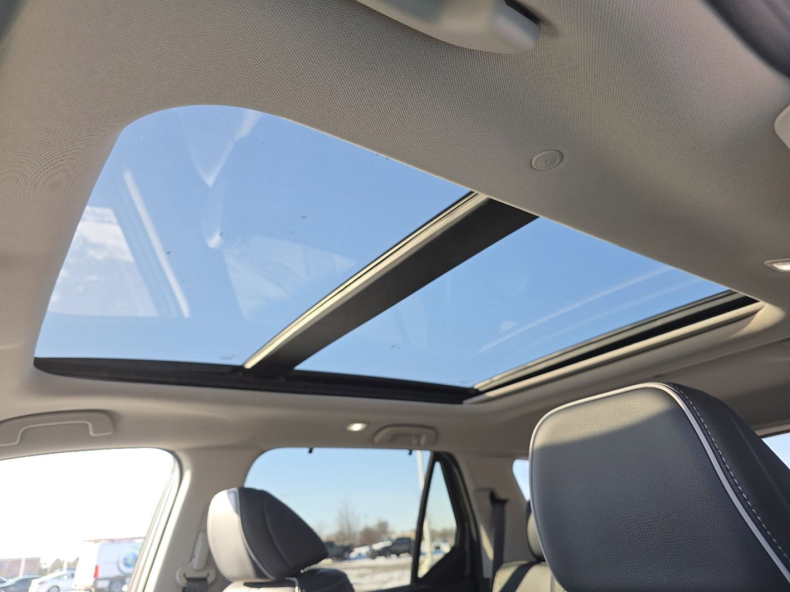 Certified 2023 Honda Pilot Elite image 4