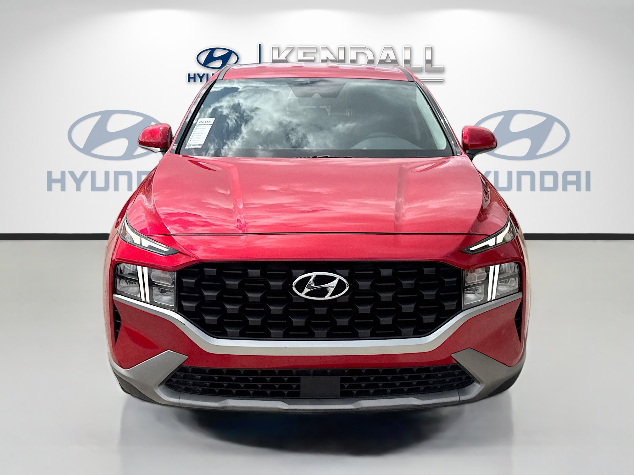 Used 2023 Hyundai Santa Fe SE image 2