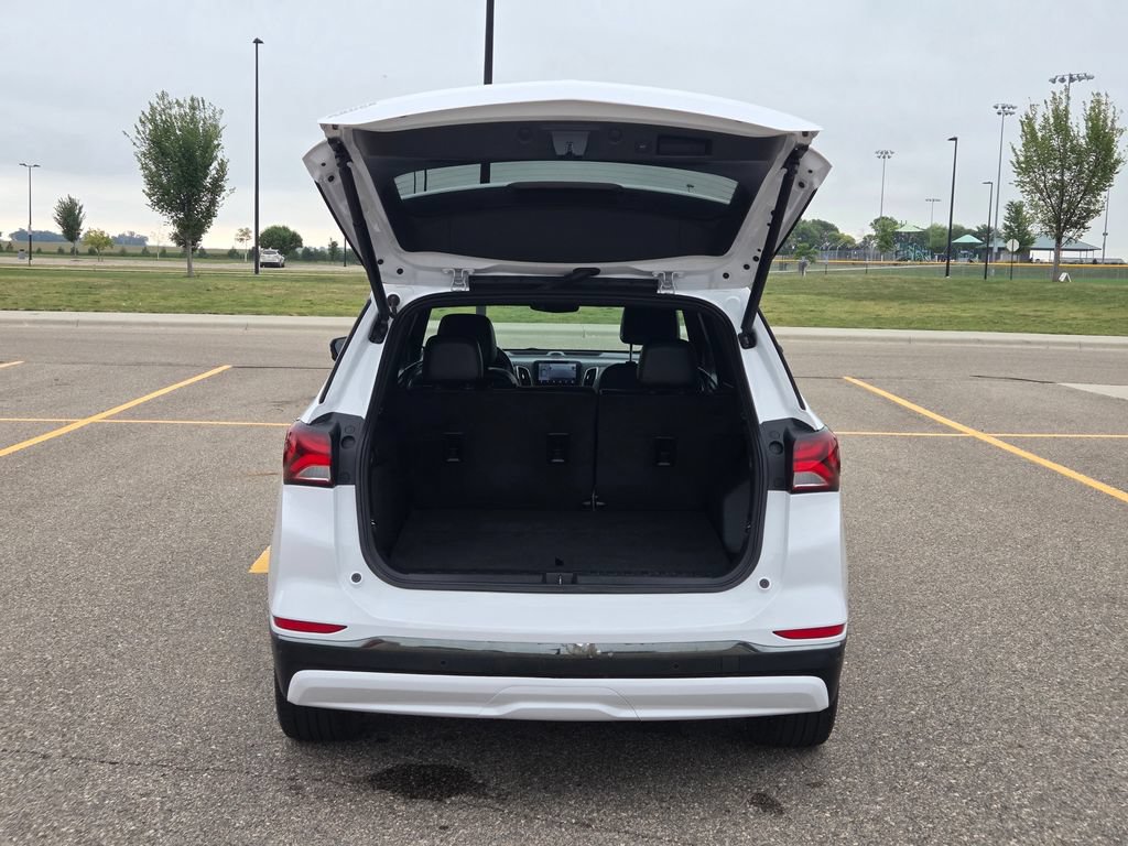 Used 2023 Chevrolet Equinox Premier AWD/4WD image 51