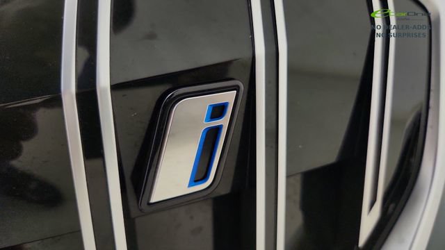 Used 2026 BMW i5 xDrive40 AWD/4WD image 48