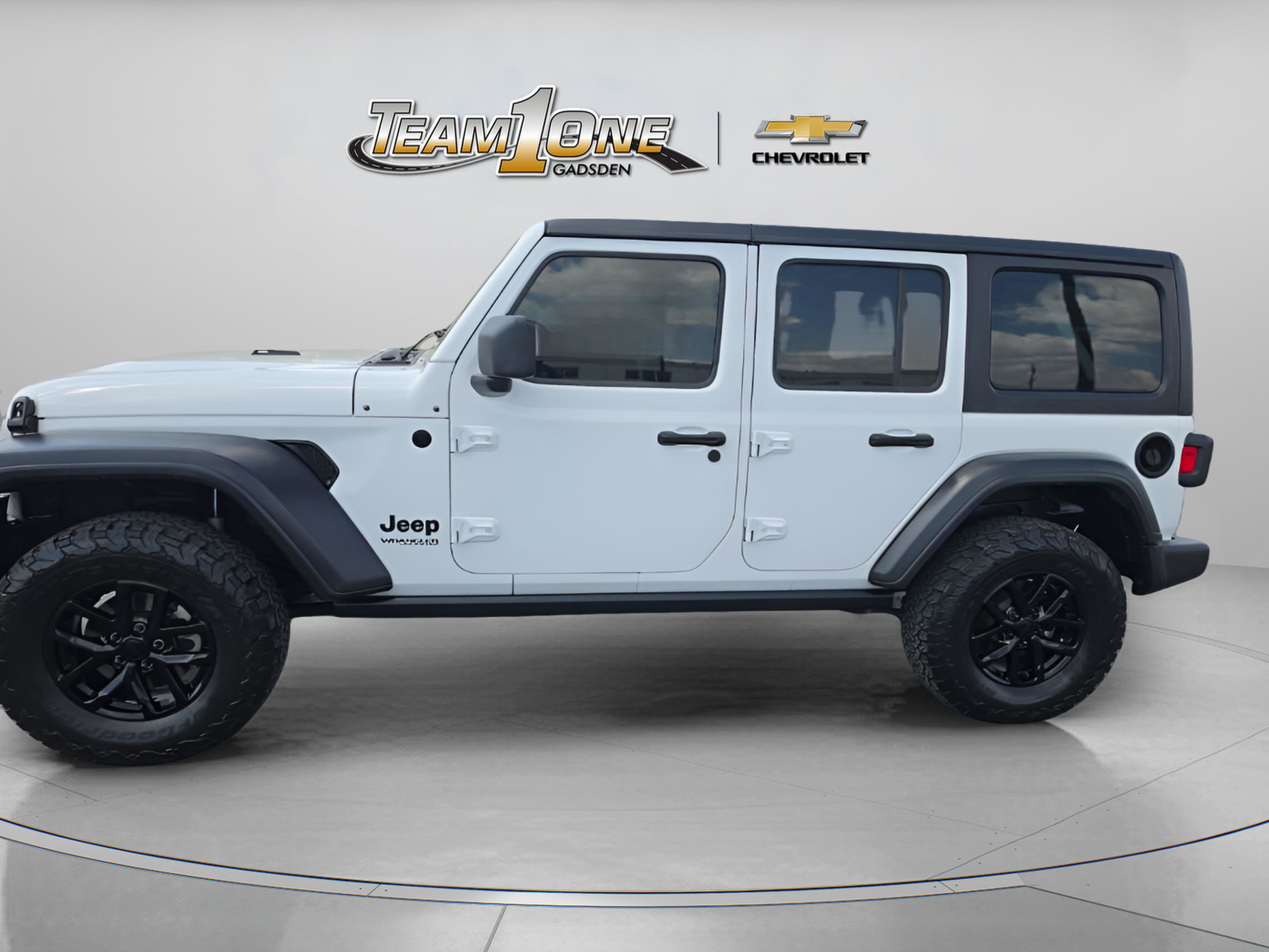 Used 2020 Jeep Wrangler Unlimited Sport image 5
