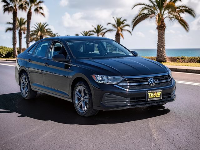 Used 2024 Volkswagen Jetta SE FWD image 4