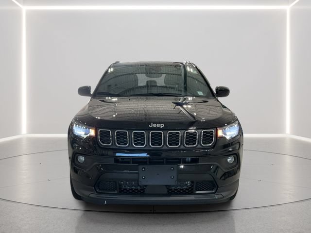 Used 2024 Jeep Compass Latitude AWD/4WD image 9