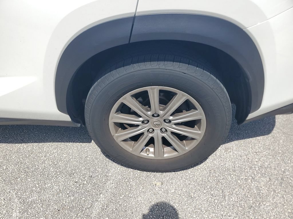 Used 2016 Lexus NX 200t FWD image 4