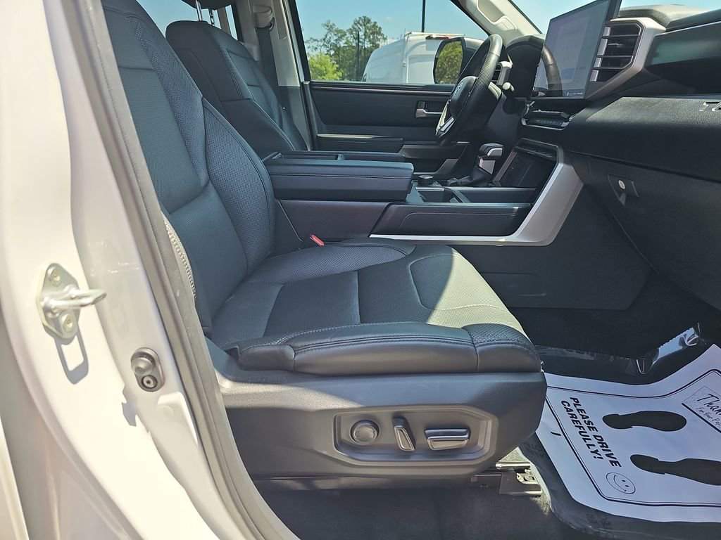 Used 2022 Toyota Tundra SR5 w/ SR5 Premium Package AWD/4WD image 14