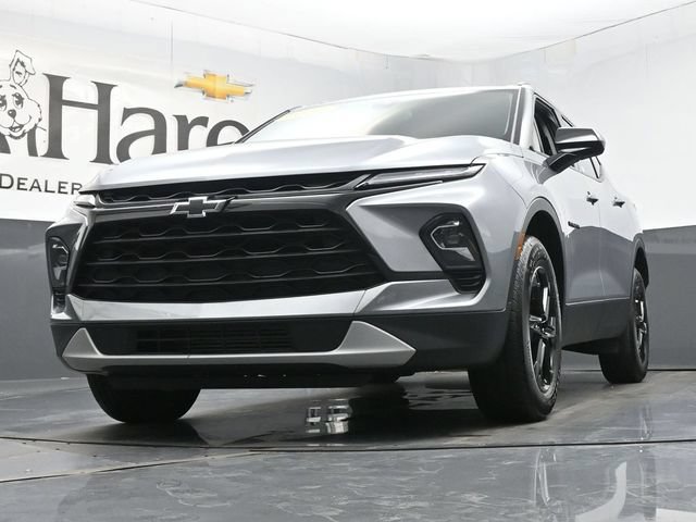 Used 2024 Chevrolet Blazer LT w/ Convenience Package FWD image 4