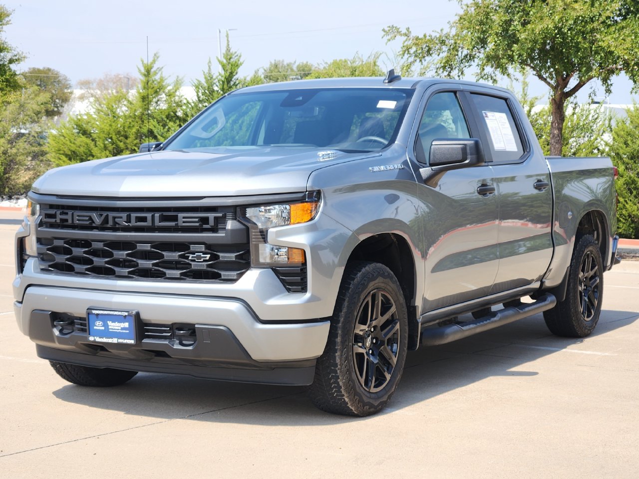 Used 2025 Chevrolet Silverado 1500 Custom w/ Turbomax Blackout Package RWD image 2