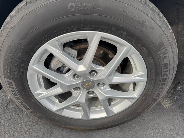 Used 2024 Chevrolet Equinox LT w/ LPO, Floor Liner Package image 22