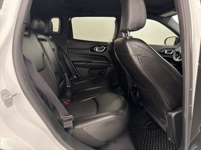 Used 2023 Jeep Compass Altitude w/ Sun and Sound Group image 14