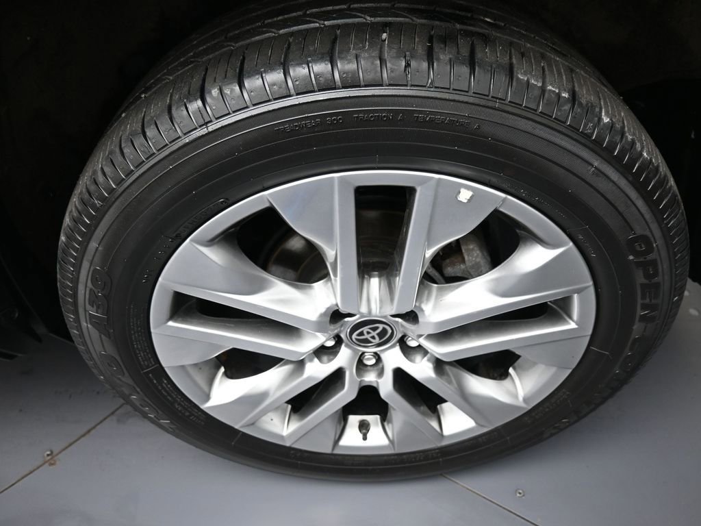 Used 2023 Toyota RAV4 Limited AWD/4WD image 15