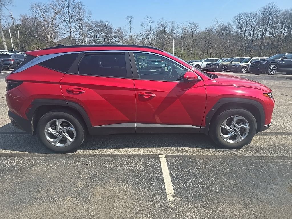 Used 2022 Hyundai Tucson SEL w/ Winter Package AWD/4WD image 2