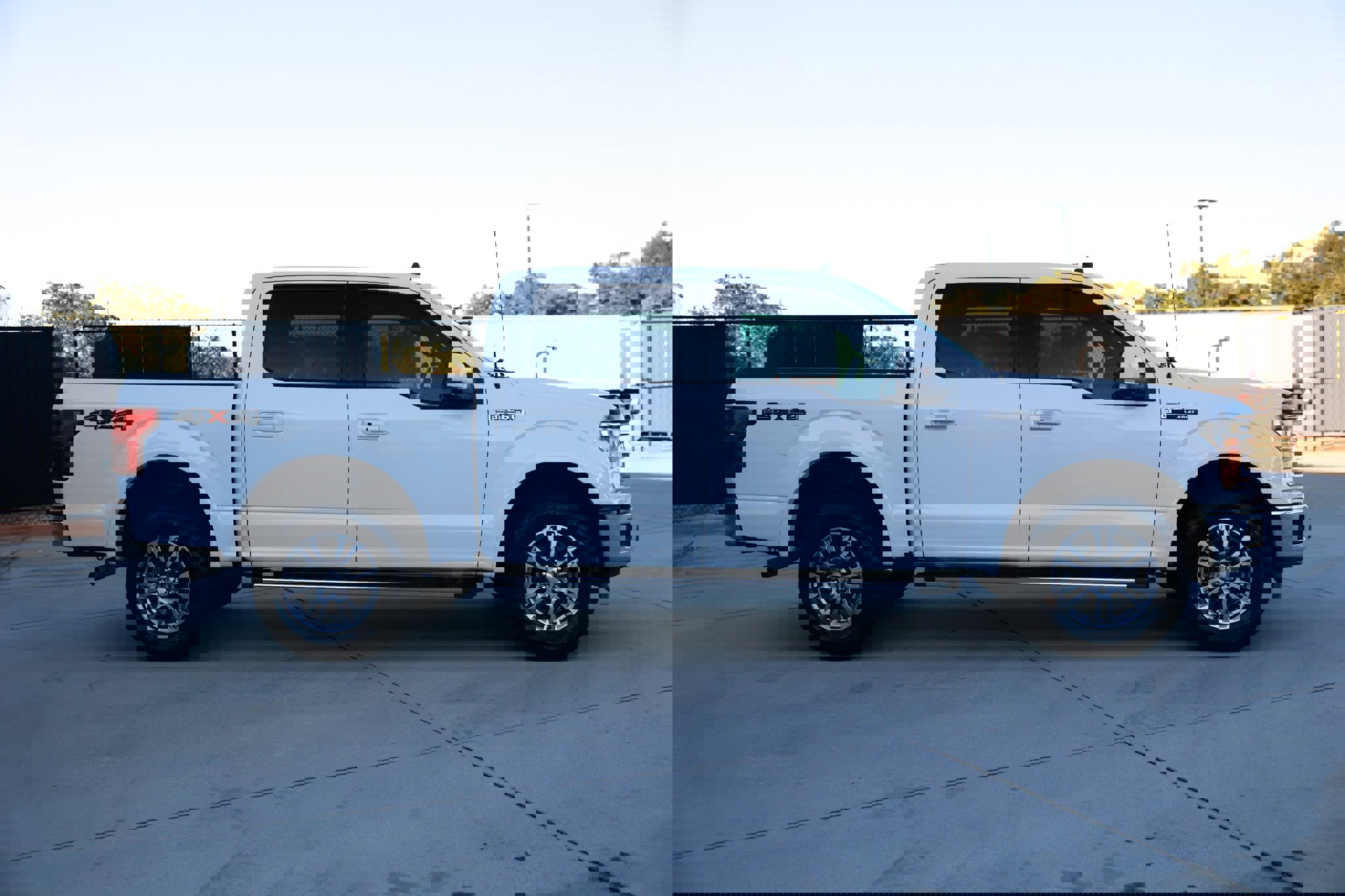 Used 2020 Ford F150 Lariat image 17