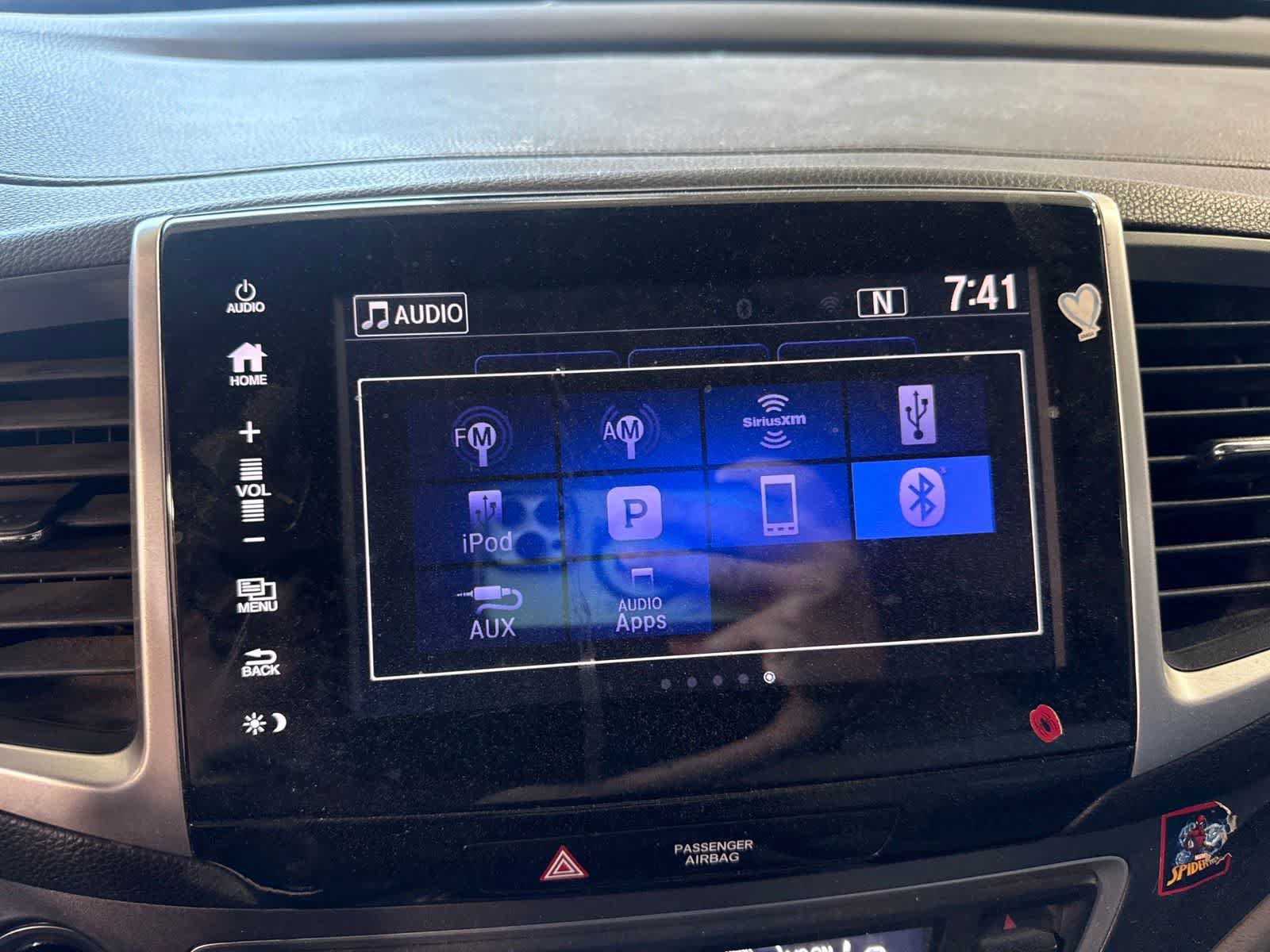 Used 2017 Honda Pilot EX image 25