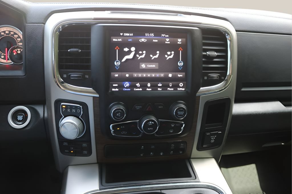 Used 2018 RAM 1500 Laramie w/ Convenience Group AWD/4WD image 22
